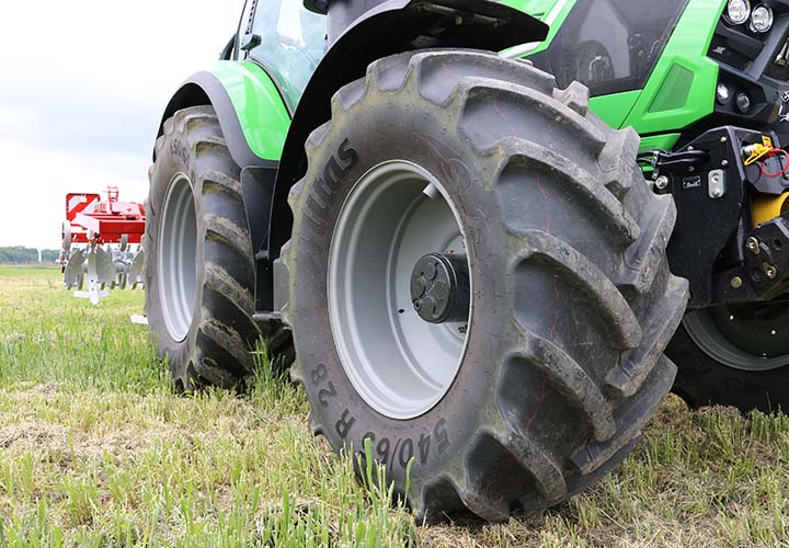 Zemědělské pneumatiky Mitas